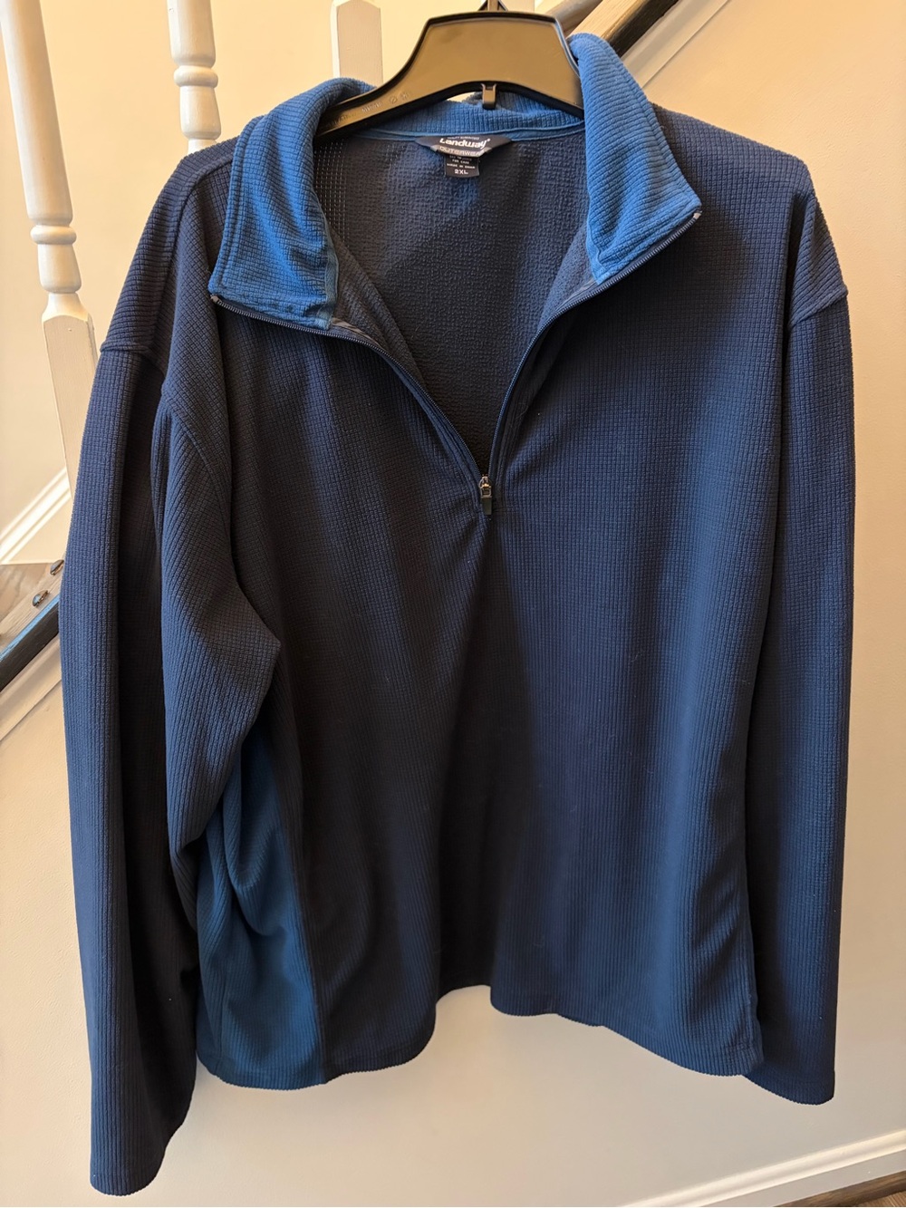 Landsway Men's Two-Tone Navy and Medium Blue Quarter-Zip Pullover